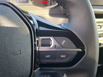 Photo 51 Peugeot 208  100 S&S BVM6