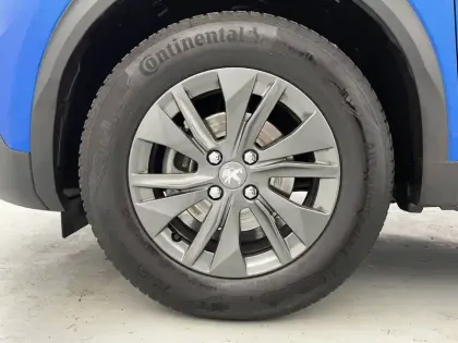 Photo 18 Peugeot 2008  PureTech 100 S&S BVM6