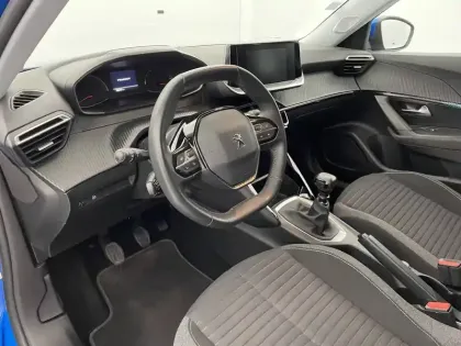 Photo 25 Peugeot 2008  PureTech 100 S&S BVM6