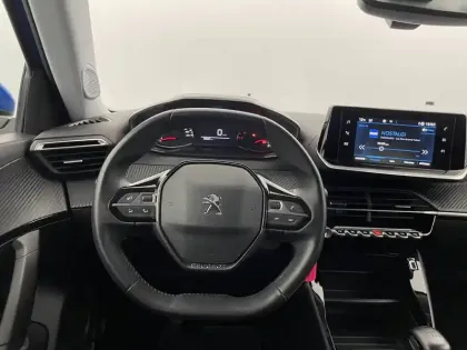 Photo 21 Peugeot 2008  PureTech 100 S&S BVM6