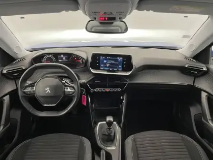 Photo 28 Peugeot 2008  PureTech 100 S&S BVM6