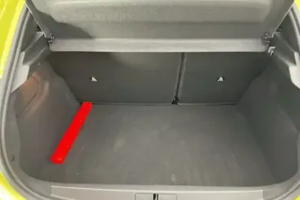 Photo 11 Peugeot 208  Hybrid 100 e-DCS6