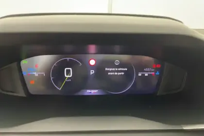 Photo 15 Peugeot 208  Hybrid 100 e-DCS6