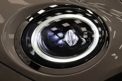 Photo 33 Mini Mini Hatch 3 Portes Cooper SE 184 ch