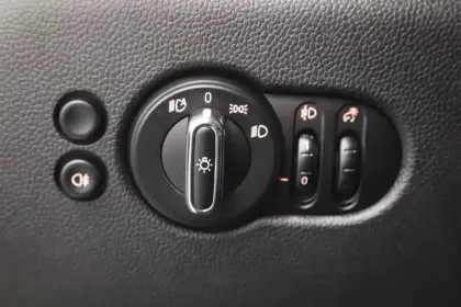 Photo 30 Mini Mini Hatch 3 Portes Cooper SE 184 ch