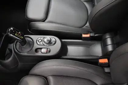 Photo 18 Mini Mini Hatch 3 Portes Cooper SE 184 ch