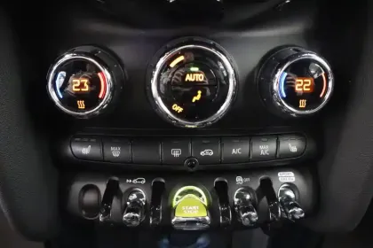 Photo 23 Mini Mini Hatch 3 Portes Cooper SE 184 ch