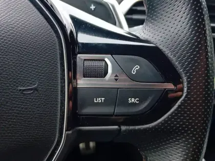 Photo 55 Peugeot 3008  Hybrid4 300 e-EAT8