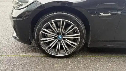 Photo 40 BMW Serie 3 Touring 330e 292 ch BVA8