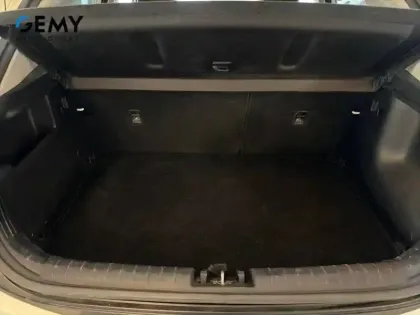 Photo 5 Kia Stonic  1.0 T-GDi 120 ch ISG DCT7