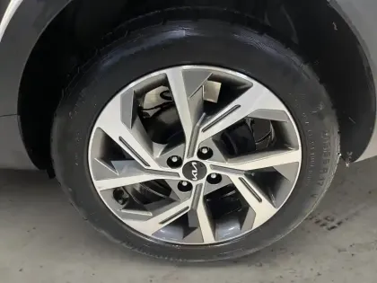 Photo 8 Kia Stonic  1.0 T-GDi 120 ch MHEV iBVM6