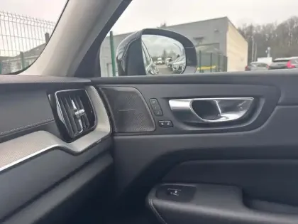 Photo 20 Volvo Xc60  T6 AWD Hybride rechargeable 253 ch+145 ch Geartronic 8