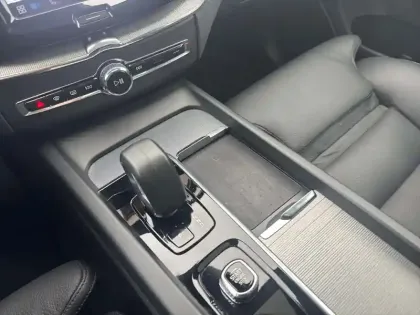 Photo 17 Volvo Xc60  T6 AWD Hybride rechargeable 253 ch+145 ch Geartronic 8