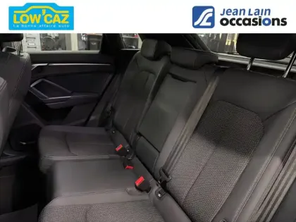 Photo 16 Audi Q3  35 TDI 150 ch