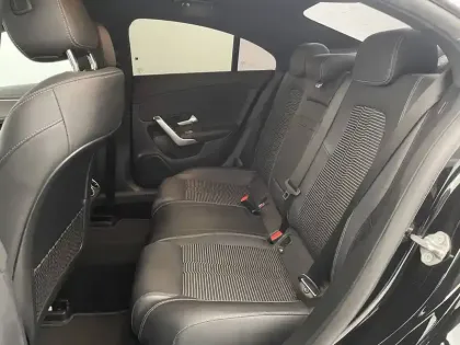 Photo 15 Mercedes CLA  Coupé 200 d 8G-DCT