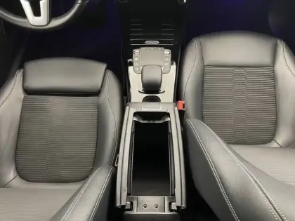 Photo 31 Mercedes CLA  Coupé 200 d 8G-DCT