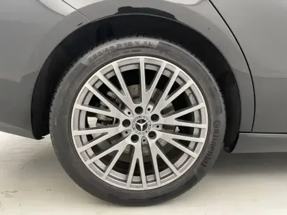 Photo 18 Mercedes CLA  Coupé 200 d 8G-DCT