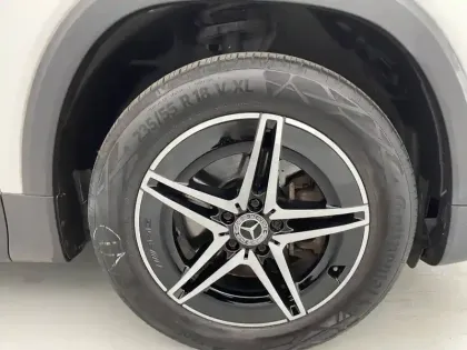 Photo 12 Mercedes EQB  350 4Matic