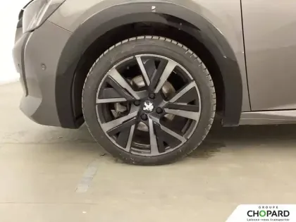 Photo 11 Peugeot 208  PureTech 130 S&S EAT8