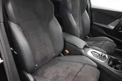 Photo 10 BMW Serie 1 120 170 ch DKG7