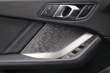 Photo 37 BMW Serie 1 120 170 ch DKG7