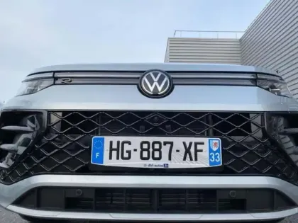 Photo 7 Volkswagen Tayron 1.5 ETSI HYBRID 150CH DSG7 R LINE