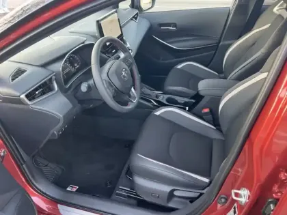 Photo 11 Toyota Corolla 1.8L 140 CH GR SPORT MY25 14