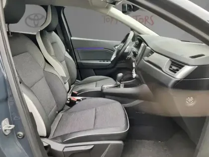 Photo 8 Renault Captur II 1.6 E-TECH Hybrid 145 Techno EDC