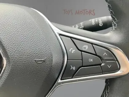 Photo 16 Renault Captur II 1.6 E-TECH Hybrid 145 Techno EDC