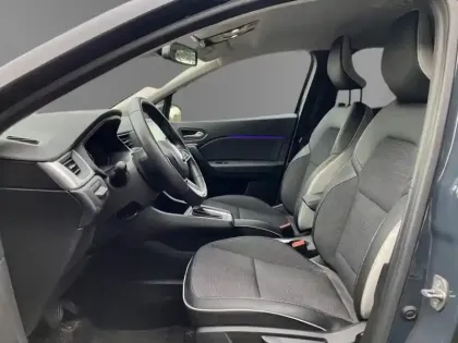 Photo 11 Renault Captur II 1.6 E-TECH Hybrid 145 Techno EDC