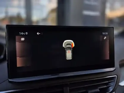 Photo 8 Peugeot 3008 II PureTech 130 S&amp;S GT