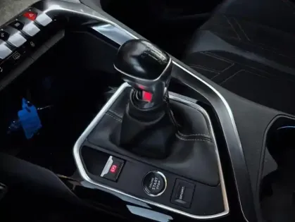 Photo 42 Peugeot 3008 II PureTech 130 S&amp;S GT