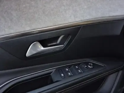 Photo 43 Peugeot 3008 II PureTech 130 S&amp;S GT