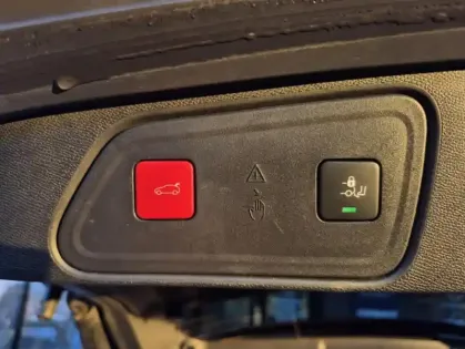 Photo 9 Peugeot 3008 II PureTech 130 S&amp;S GT