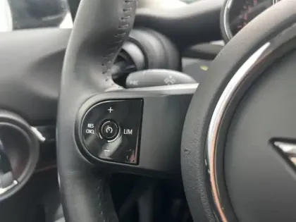 Photo 14 Mini Mini One Edition Camden 102 ch