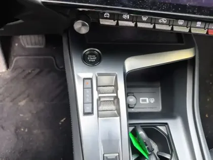 Photo 17 Peugeot 308 Gén. III Ph1 Allure Pack 5