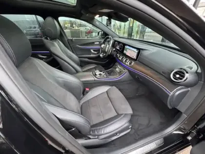 Photo 10 Mercedes Classe E Break 220 d AMG Line