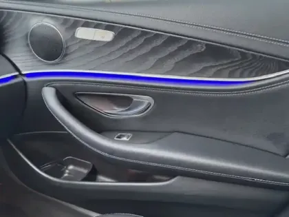 Photo 13 Mercedes Classe E Break 220 d AMG Line