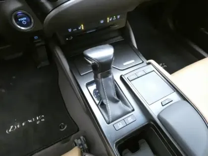 Photo 20 Lexus Es 300H LUXE HYBRIDE MY20 APP