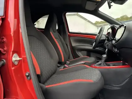 Photo 11 Toyota Aygo 1.0 VVT-i 72 Design CVT