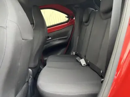 Photo 13 Toyota Aygo 1.0 VVT-i 72 Design CVT