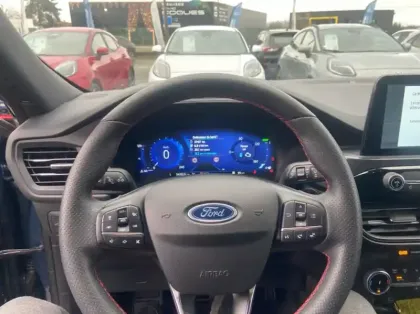 Photo 6 Ford Kuga 2.5 Duratec 190ch FHEV E85 ST-Line X BVA