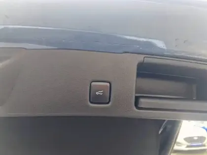 Photo 17 Ford Kuga 2.5 Duratec 190ch FHEV E85 ST-Line X BVA