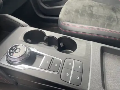 Photo 7 Ford Kuga 2.5 Duratec 190ch FHEV E85 ST-Line X BVA