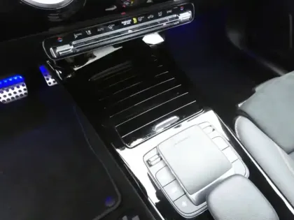 Photo 21 Mercedes CLA Coupé 220 d AMG Line