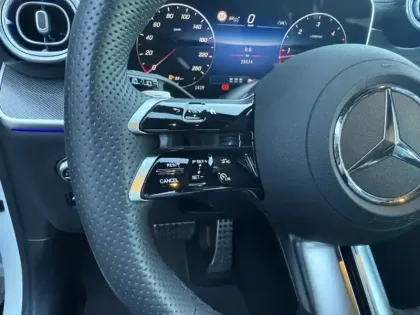 Photo 25 Mercedes Classe GLC SUV 200 d 4MATIC AMG Line