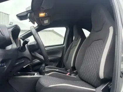 Photo 14 Toyota Aygo 1.0 VVT-i 72 Design