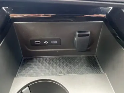 Photo 18 Renault Austral 1.2 E-Tech full hybrid 200ch esprit Alpine - 25