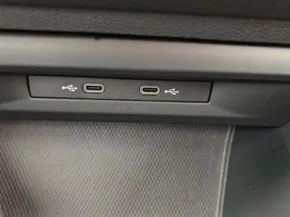 Photo 18 Volkswagen Golf 1.5 TSI ACT OPF 130ch Style