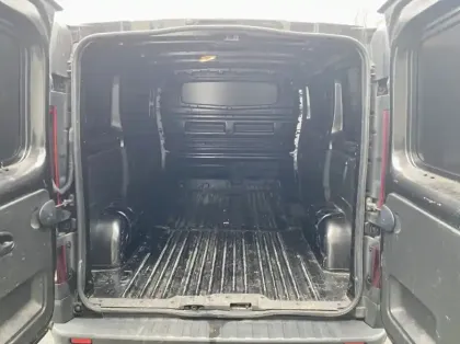 Photo 10 Renault Trafic Fourgon Fg L1H1 2T8 2.0 Blue dCi 130ch Confort